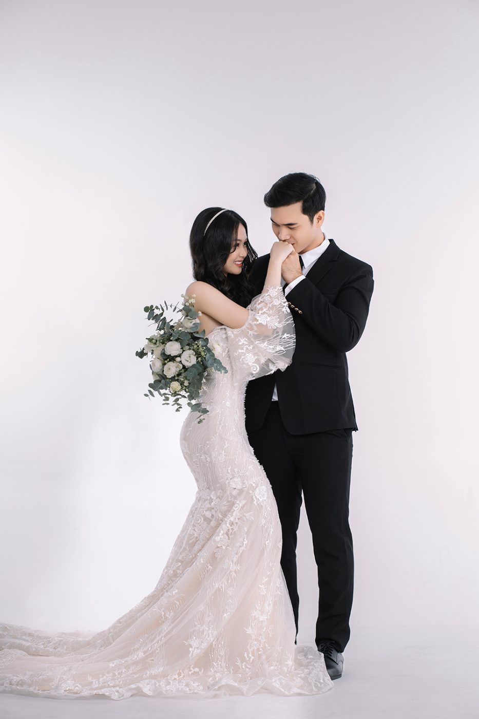 Ảnh cưới pre-wedding studio đẹp với phong cách ấn tượng - Album 01 - Hình 22